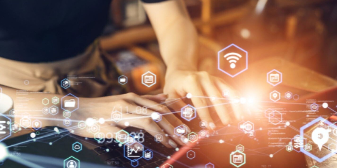 Revolución Digital en la Productividad Industrial: Impacto en 2024